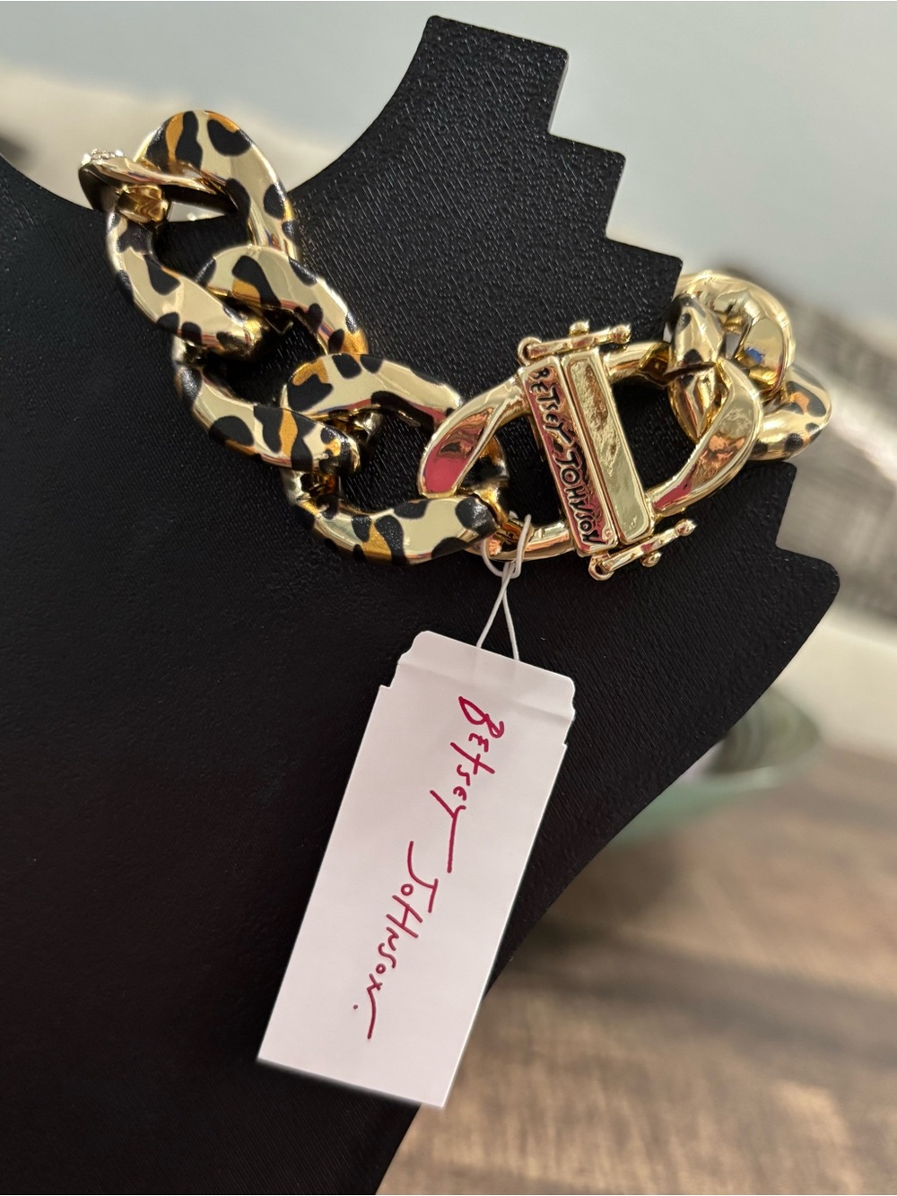 Betsey Johnson Gold Leopard Chain Link Bracelet - Picture 11 of 11